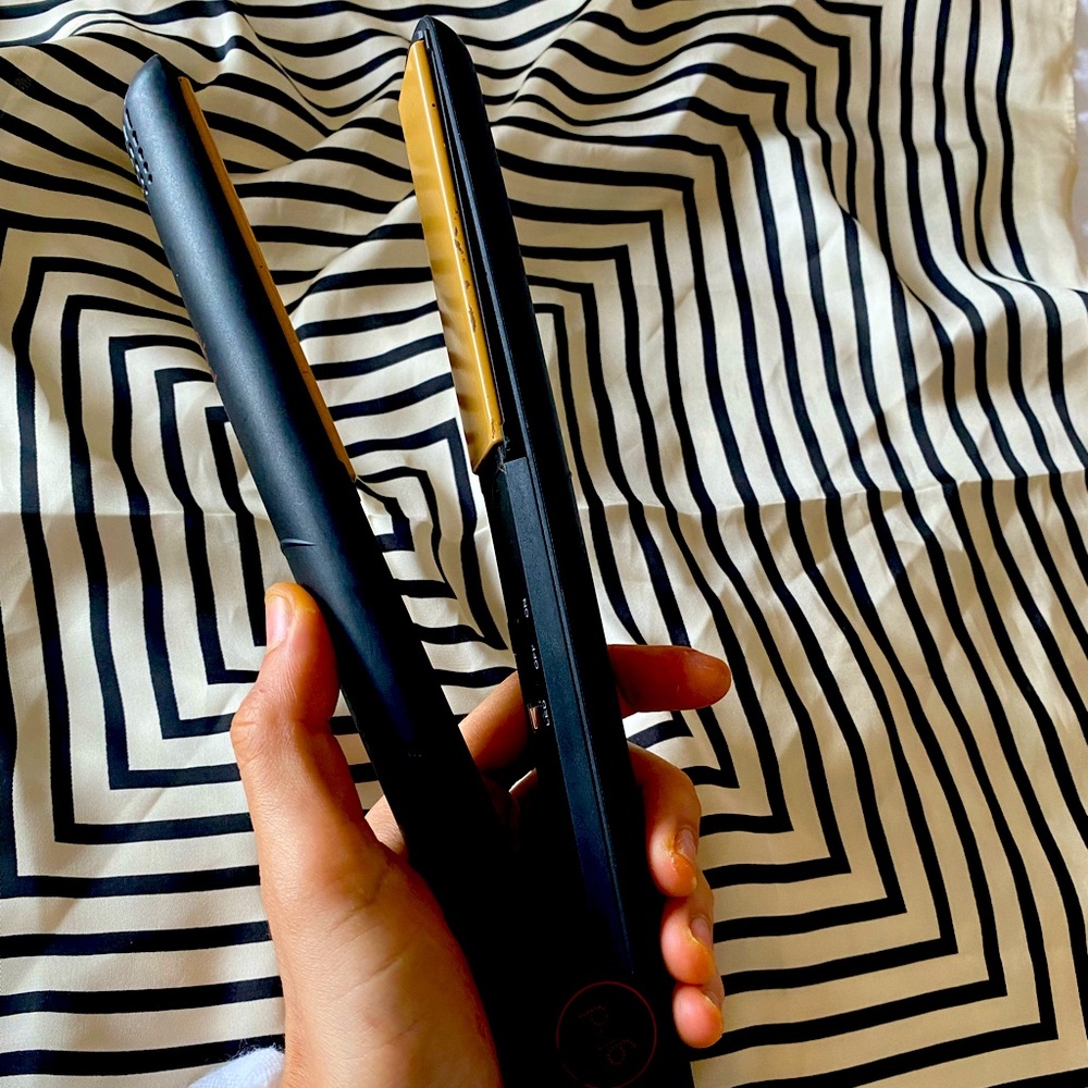 Ghd hair straightener